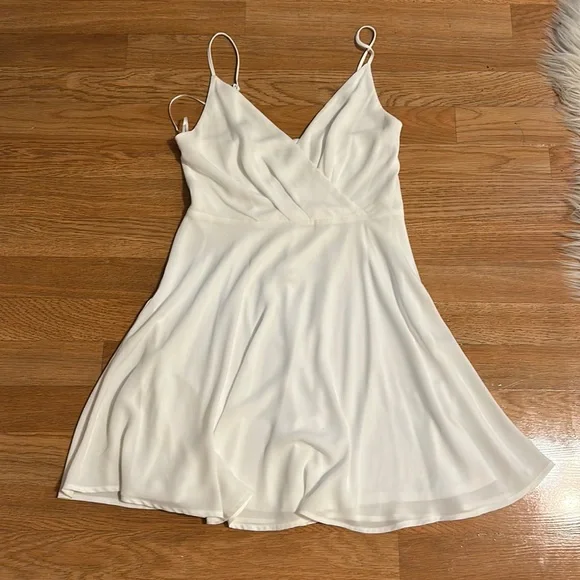 Express | Dresses | White Flowy Express Dress Worn One Time For Graduation  Ceremony | Poshmark